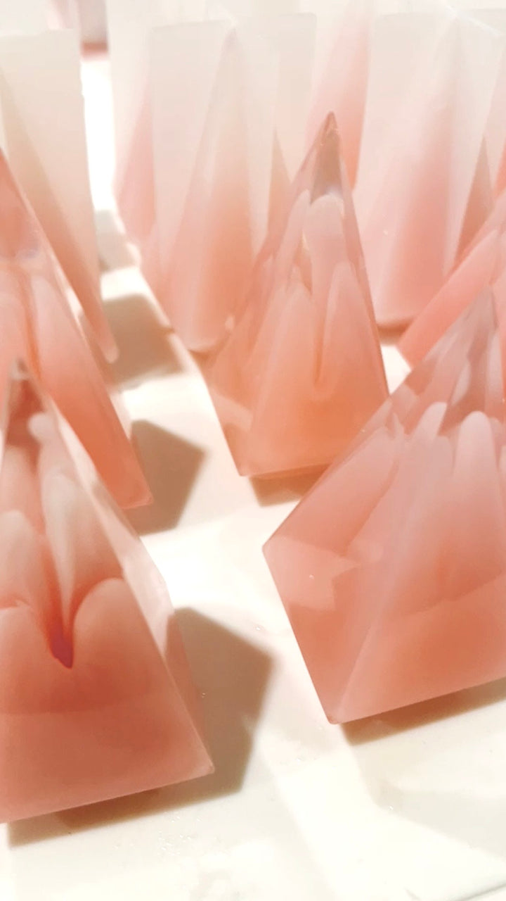 Peony Resin Ring Cones