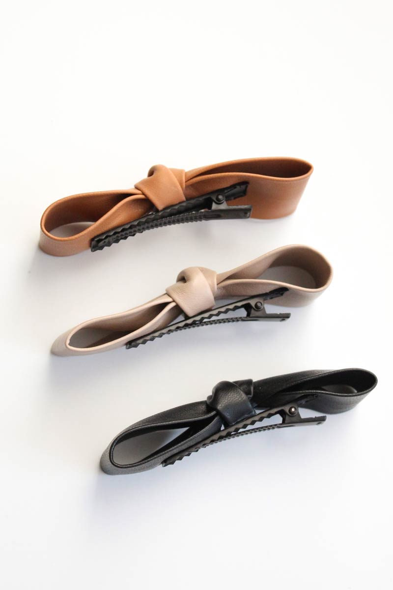 Vegan Leather Bow Hair Clip - esselleSF