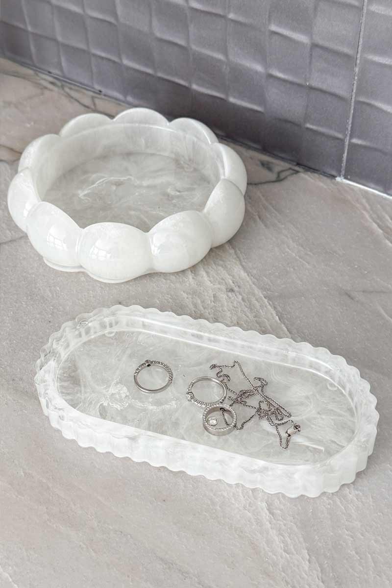 Petite Resin Quartz Oval Vanity Tray – 7” Scalloped Jewelry Catchall & Decorative Tray