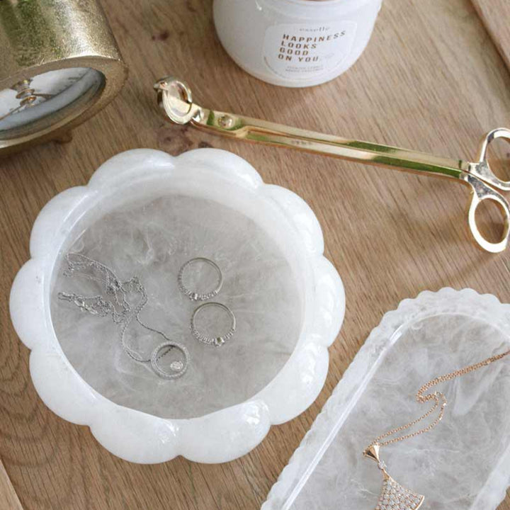 Cloud-Edge Resin Round Trinket Tray - Handmade Quartz-Inspired Jewelry Dish & Vanity Catchall