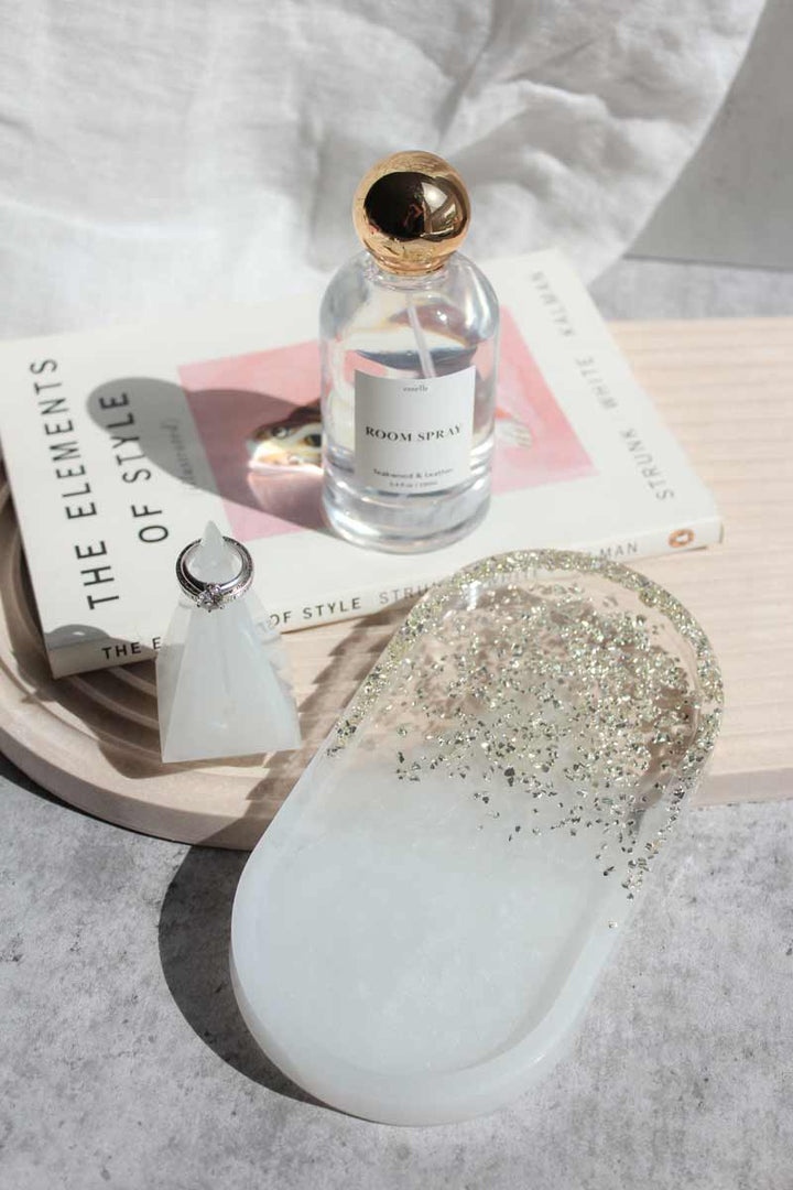 Crushed Glass Pearl Tray with Ring Cone - esselleSF