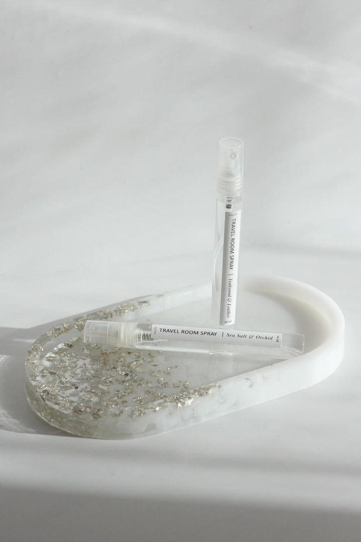 Pearl Crushed Glass Oval Vanity Tray - esselleSF