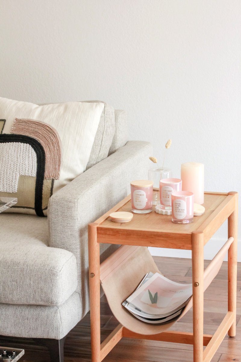RESTORE 'Happiness' Candle - esselleSF
