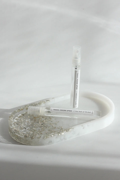 PRE-ORDER ONLY | Pearl Crushed Glass Oval Vanity Tray